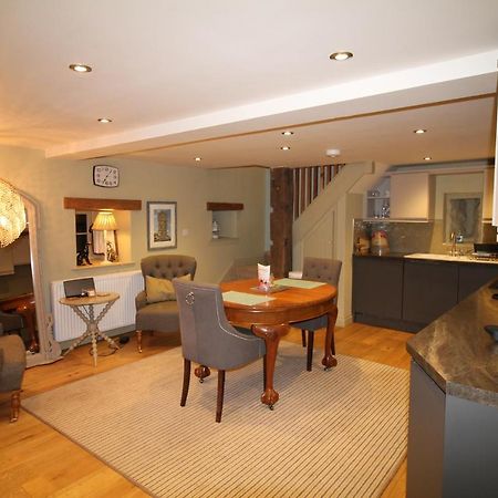 The Coach House Villa Whitby Dış mekan fotoğraf