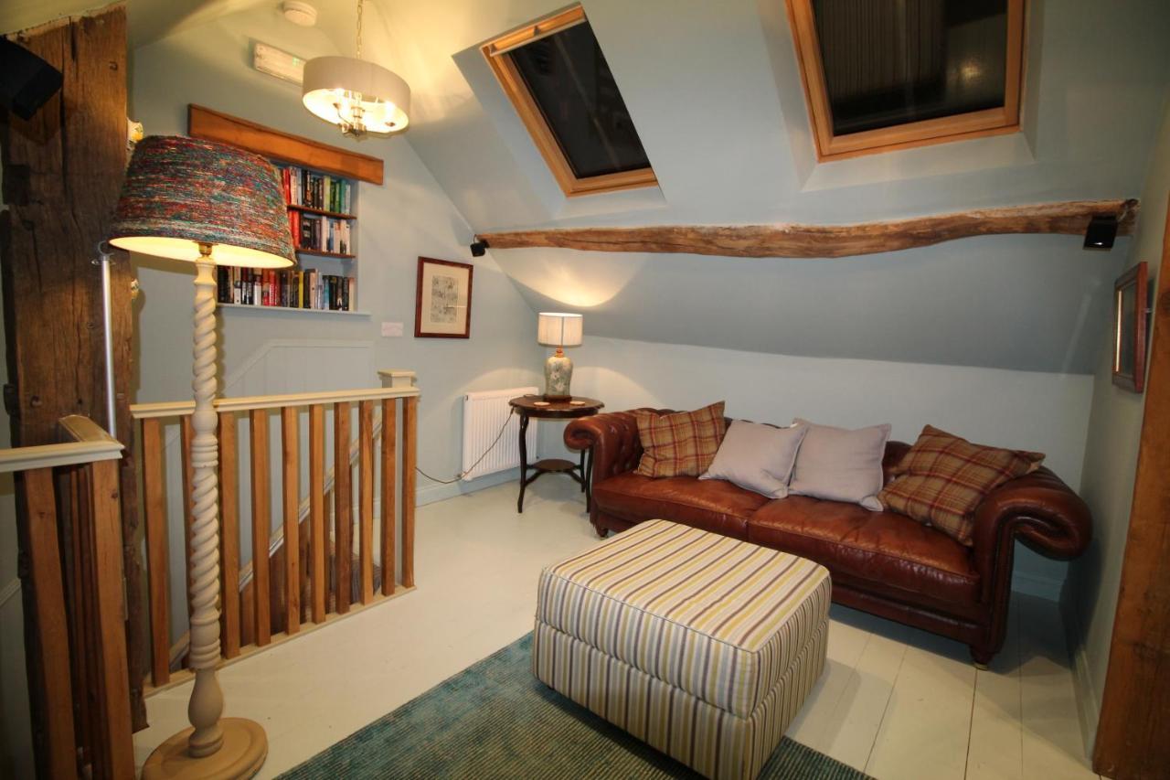 The Coach House Villa Whitby Dış mekan fotoğraf