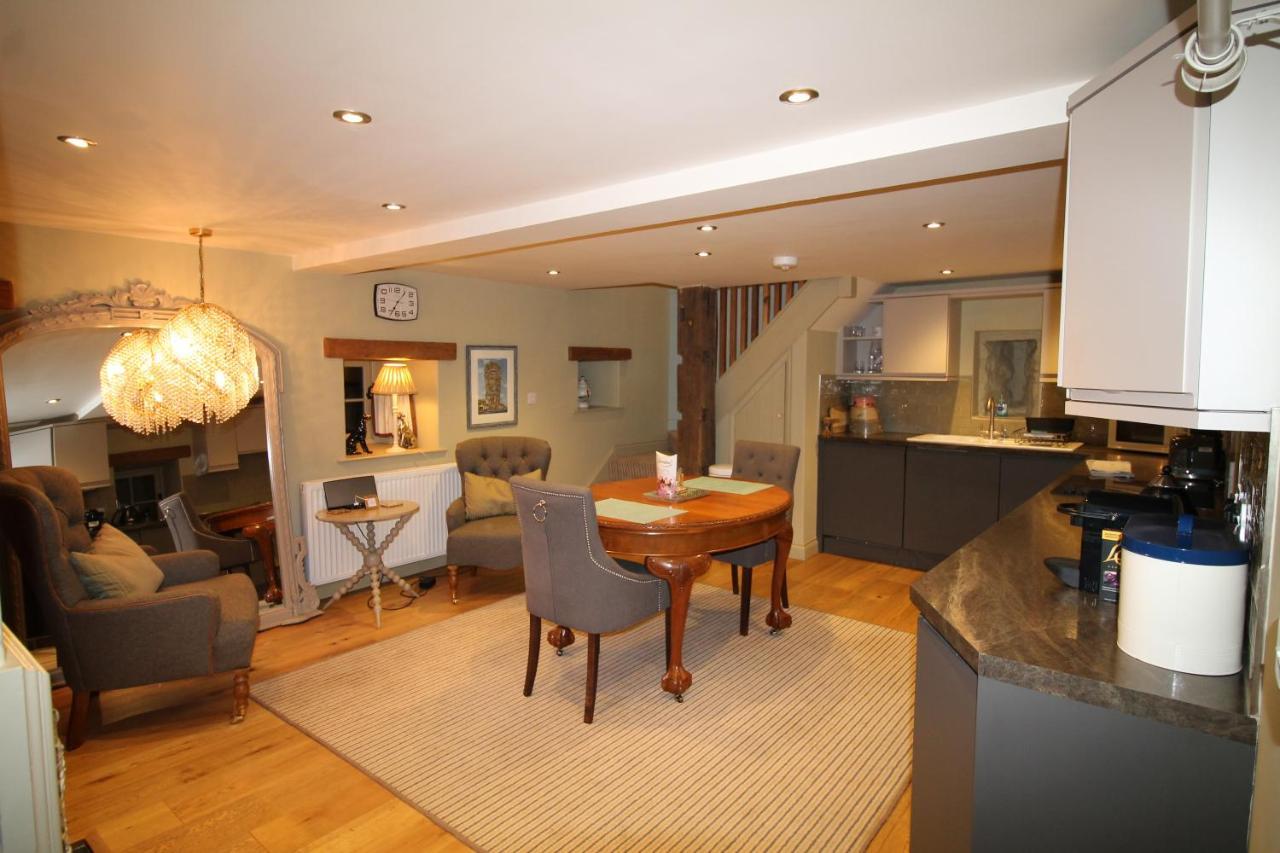 The Coach House Villa Whitby Dış mekan fotoğraf