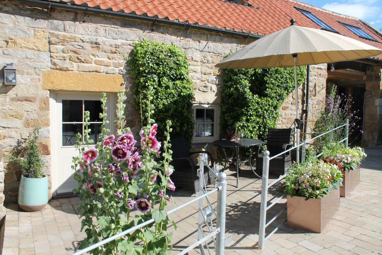 The Coach House Villa Whitby Dış mekan fotoğraf