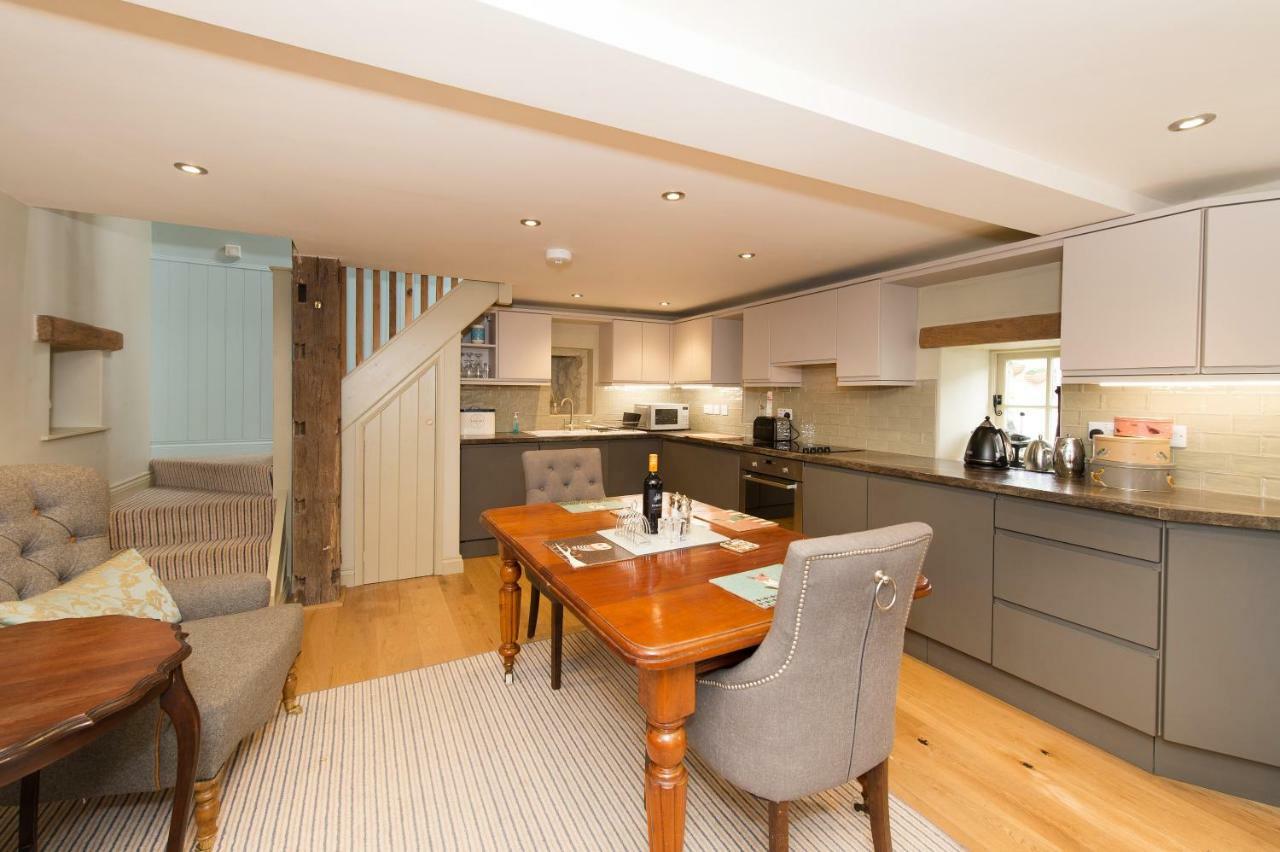The Coach House Villa Whitby Dış mekan fotoğraf